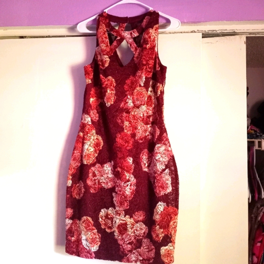 Guess red floral lace dress size 8